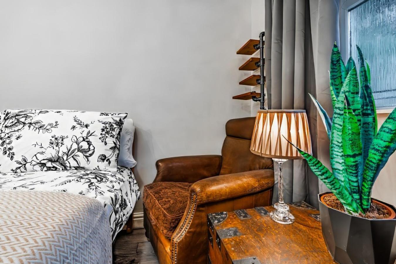 Apartment Flat With Parking